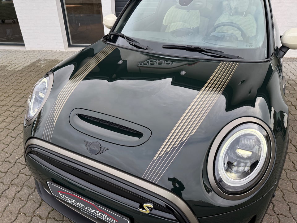 MINI Cooper SE Resolute Edition 3d