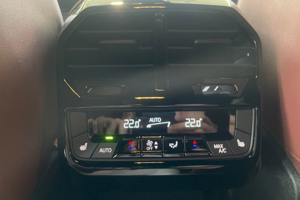 BMW iX xDrive40 Fully Charged 5d
