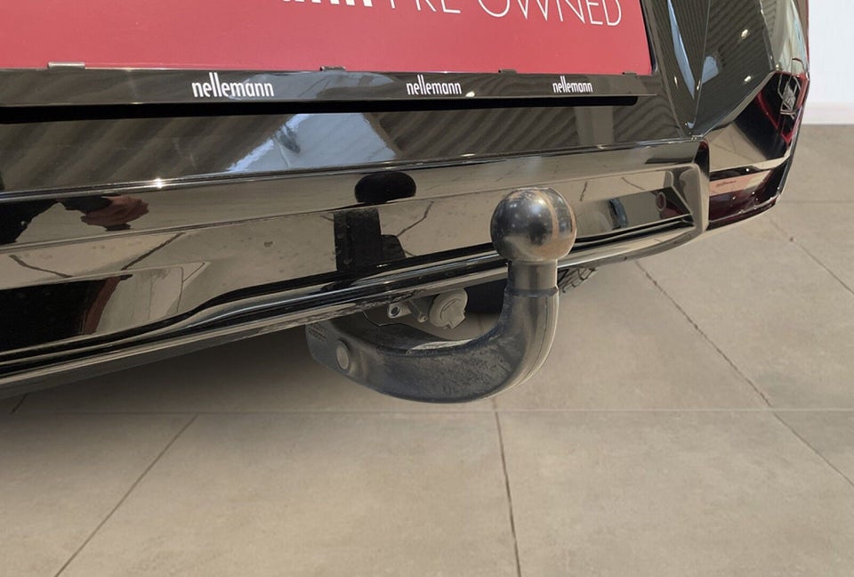 Peugeot e-3008 77 GT Pack 5d