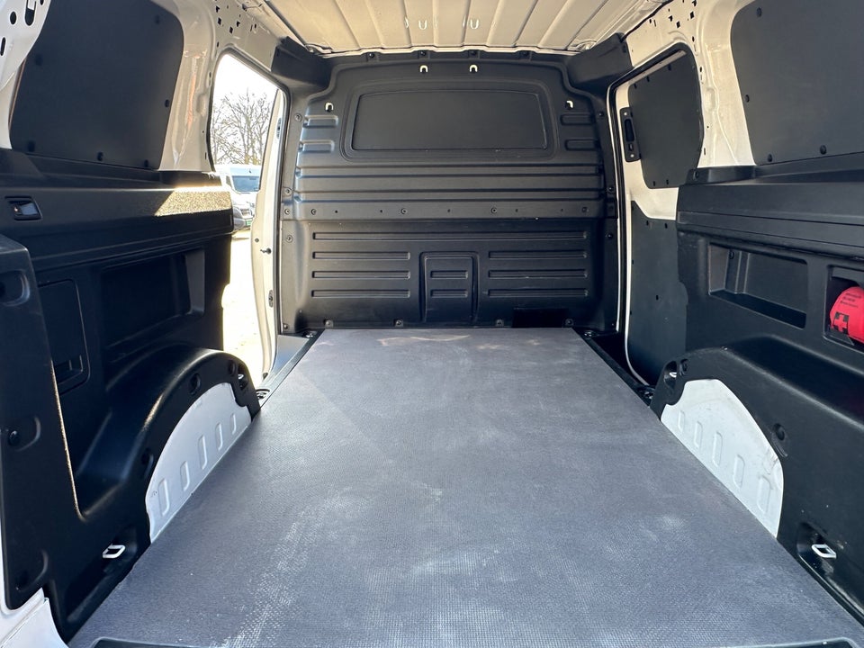 VW ID.Buzz 79 Cargo Comfort+