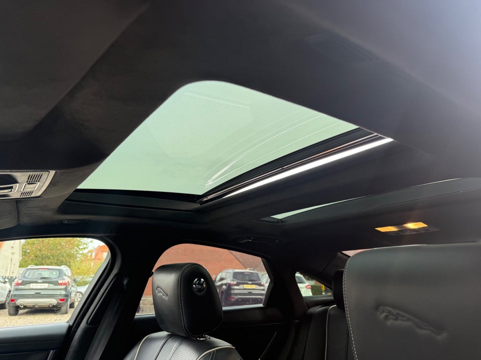 Jaguar XJ 3,0 D V6 Portfolio aut. 4d