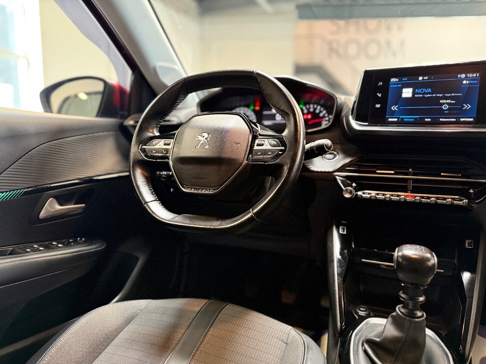 Peugeot 208 1,2 PureTech 100 Evolution 5d