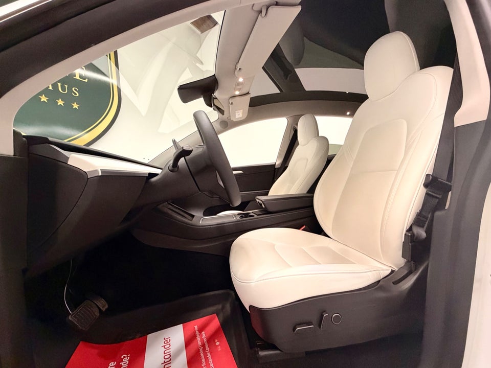 Tesla Model Y Long Range AWD 5d