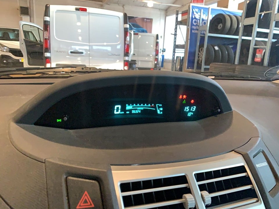 Toyota Yaris 1,3 Luna Sport 5d