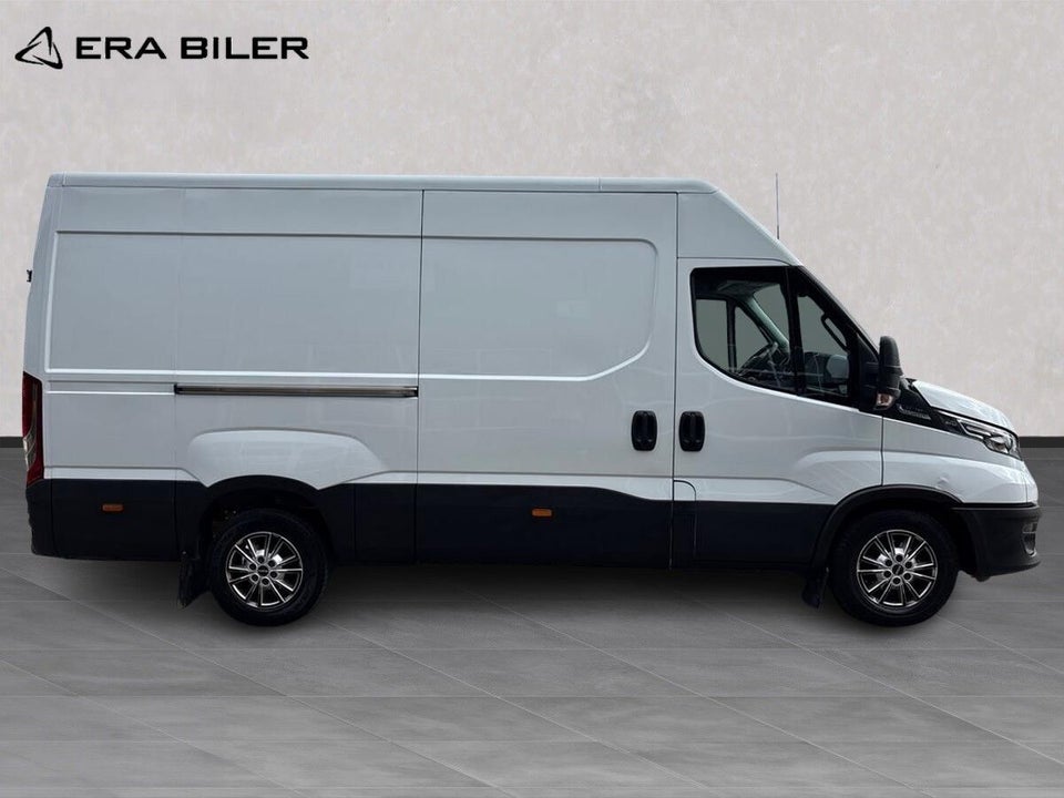 Iveco Daily 3,0 35S18 12m³ Van AG8