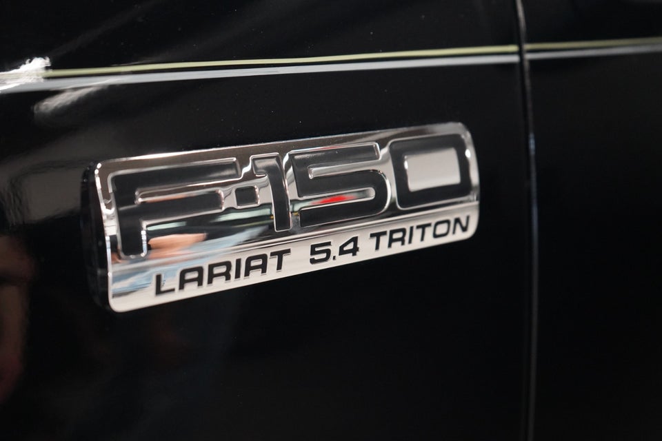 Ford F-150 5,4 V8 Lariat aut. 2d