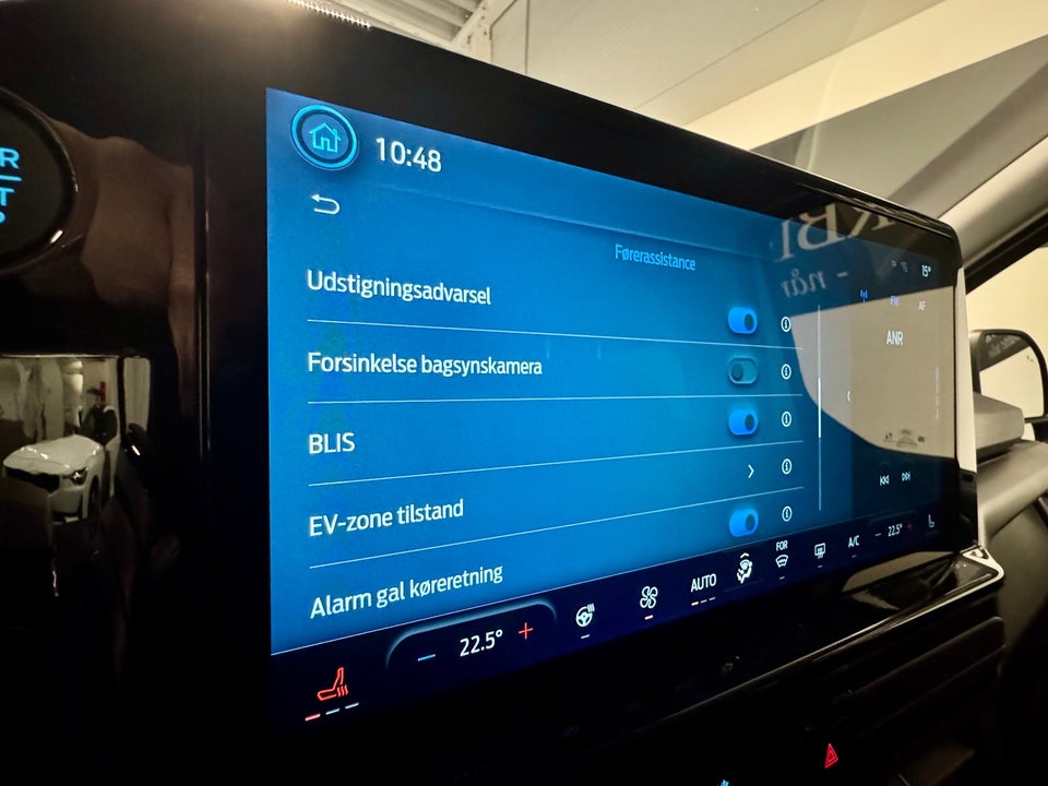 Ford Tourneo Custom 340S 2,5 PHEV Titanium X CVT