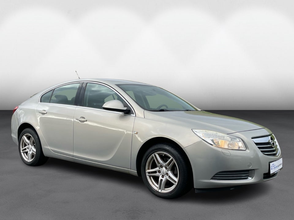 Opel Insignia 1,8 Cosmo 4d