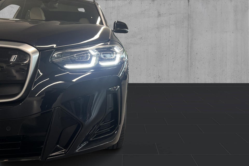 BMW iX3 Charged Plus M-Sport 5d