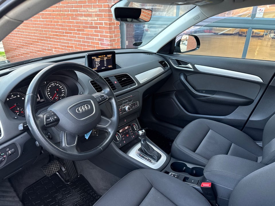 Audi Q3 2,0 TFSi 180 Design quattro S-tr. Van 5d