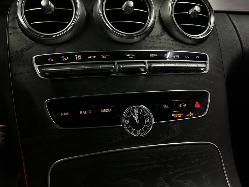 Mercedes C300 de 2,0 AMG Line Night Edition stc. aut. 5d