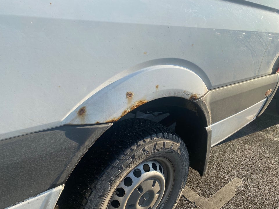 Mercedes Sprinter 319 3,0 CDi R3L Kassevogn aut. 5d