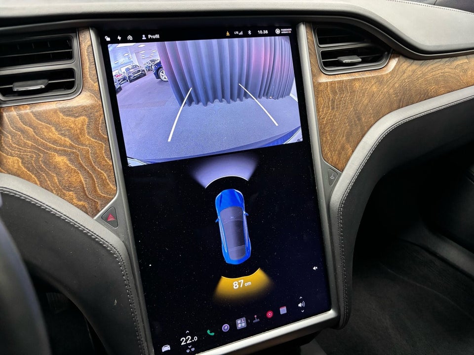 Tesla Model S Standard Range AWD 5d
