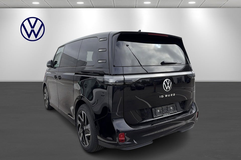 VW ID. Buzz 77 Life 75 Years Edition SWB 5d