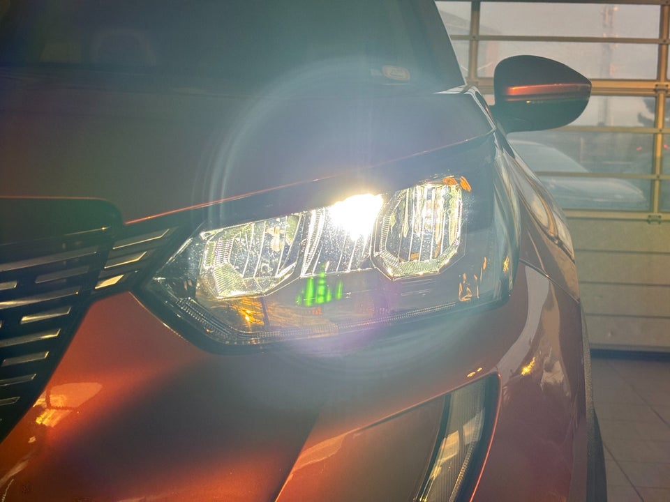 Peugeot 2008 1,5 BlueHDi 130 Allure Pack EAT8 5d