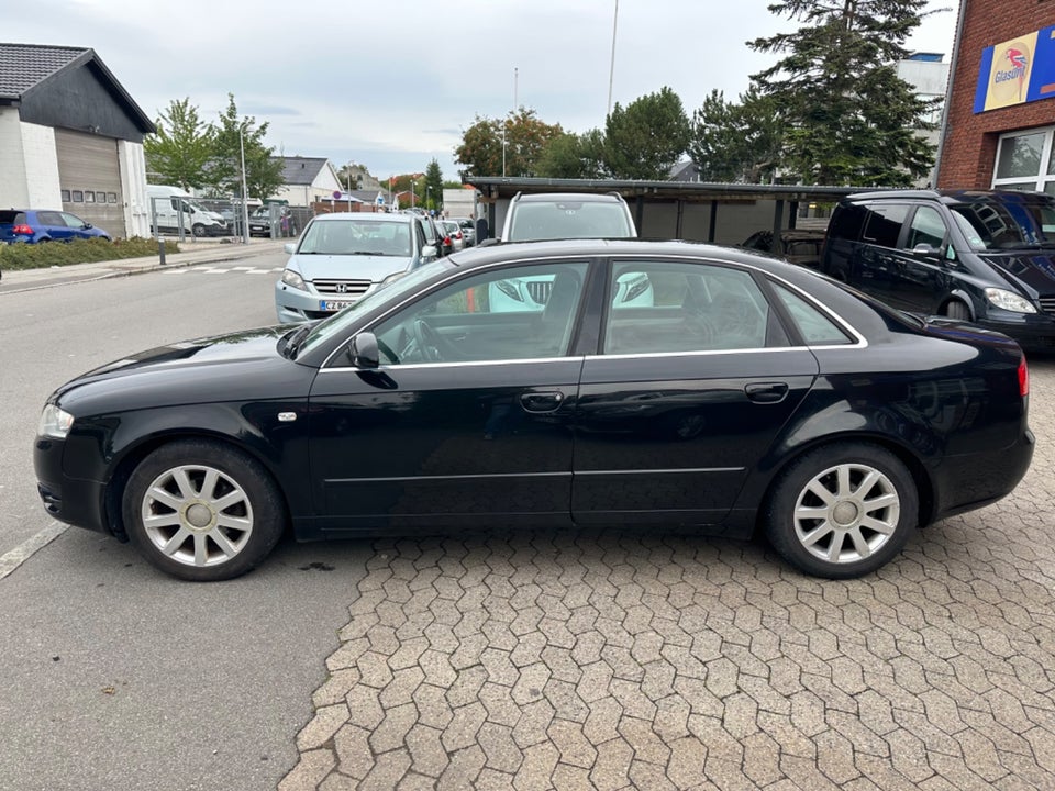 Audi A4 1,6 Avant 5d