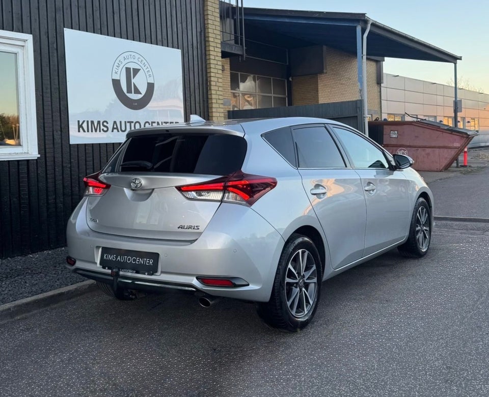 Toyota Auris 1,2 T T2 Comfort 5d