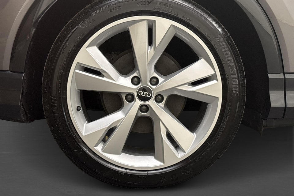 Audi Q4 e-tron 40 Attitude 5d