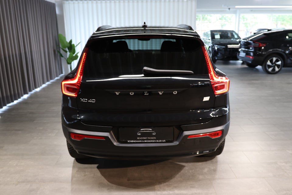 Volvo XC40 ReCharge Extended Range Plus 5d