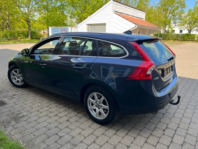 Volvo V60 2,0 D3 163 Summum aut. 5d