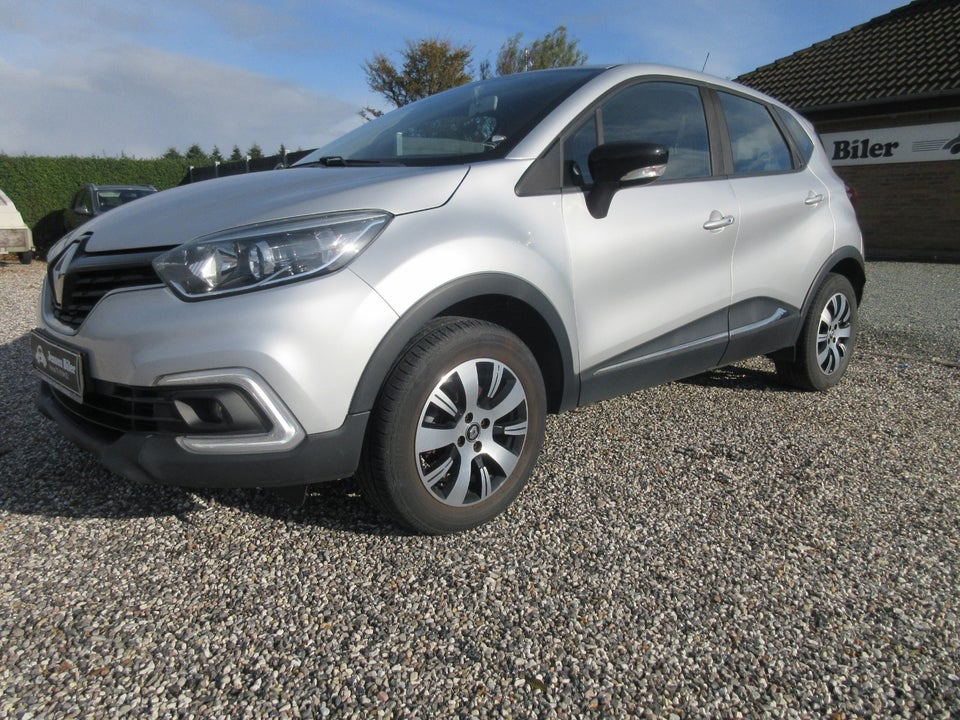 Renault Captur 1,2 TCe 120 Expression 5d