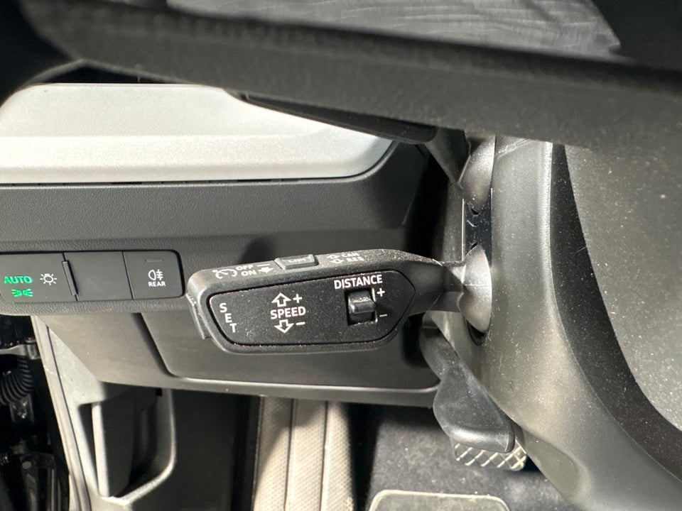 Audi Q4 e-tron 40 Advanced 5d