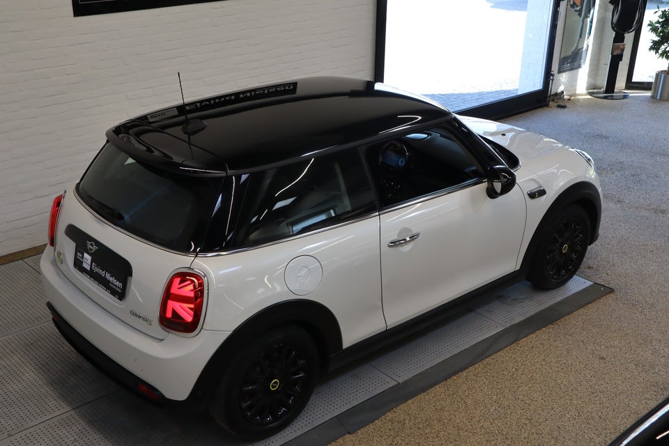 MINI Cooper SE Classic Trim 3d