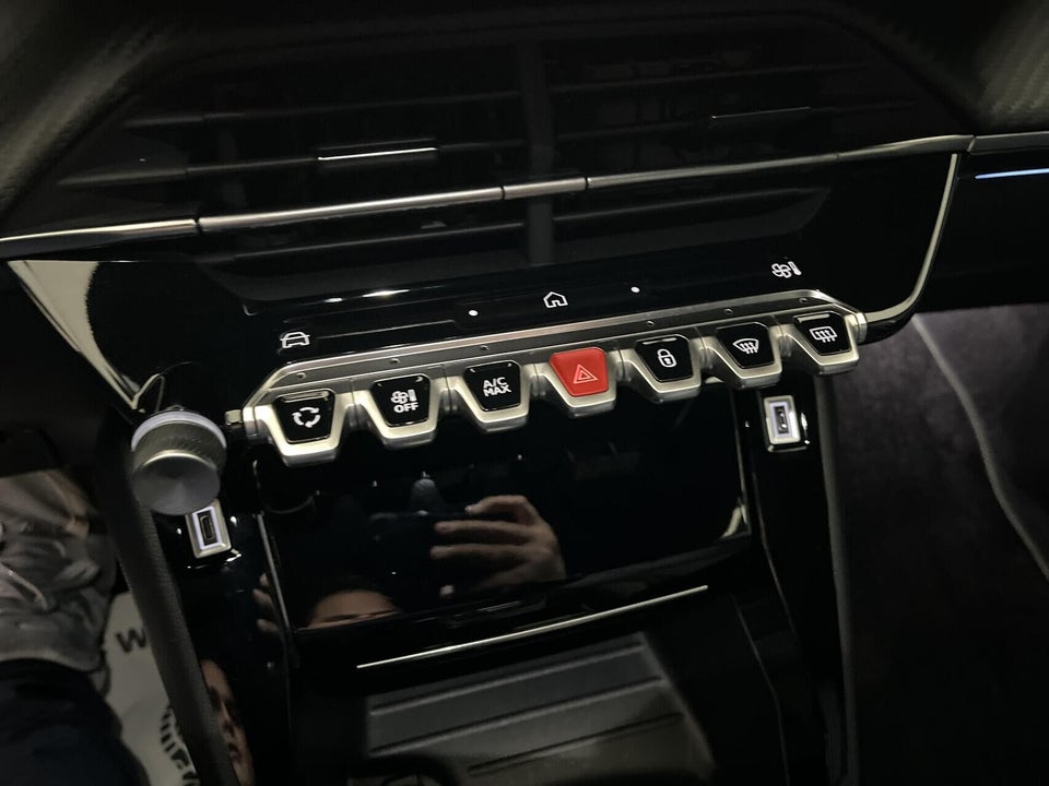 Peugeot e-2008 54 GT 5d