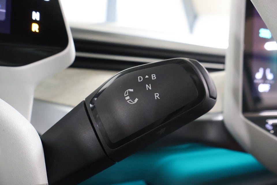 VW ID.Buzz 77 Pro SWB 5d