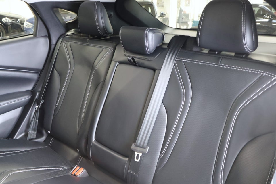 Ford Mustang Mach-E 75 Standard Range AWD 5d