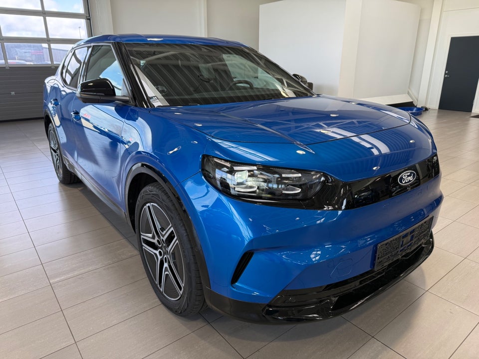 Ford Capri 77 Premium Extended Range 5d