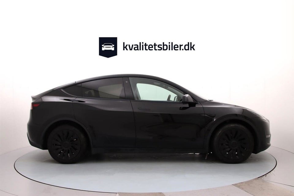 Tesla Model Y Long Range AWD 5d
