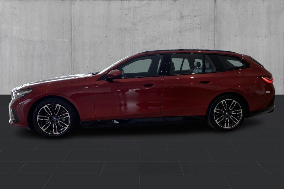 BMW i5 eDrive40 Touring M-Sport 5d