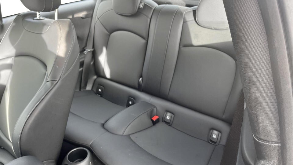 MINI Cooper SE Classic Trim 3d