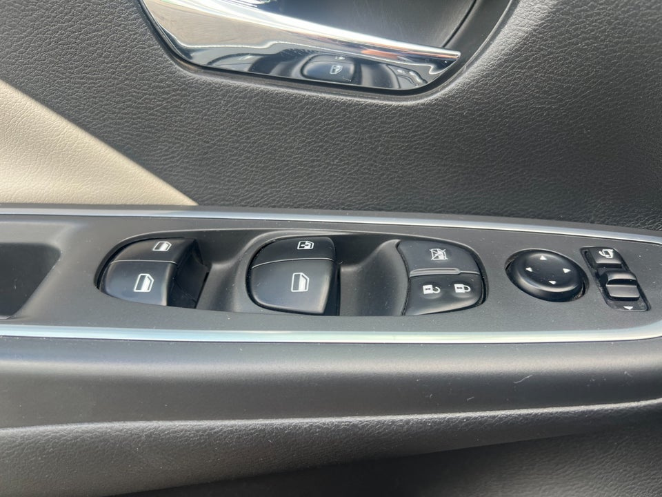 Nissan Micra 1,0 IG-T 92 Tekna 5d