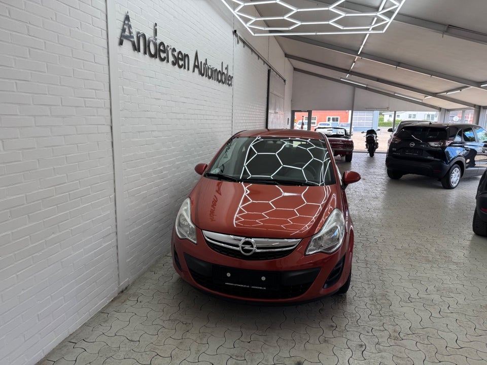 Opel Corsa 1,0 12V Enjoy 3d