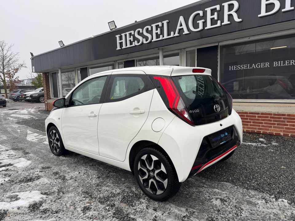 Toyota Aygo 1,0 VVT-i x-plore 5d