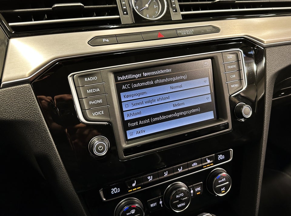 VW Passat 1,8 TSi 180 Highline Variant DSG 5d