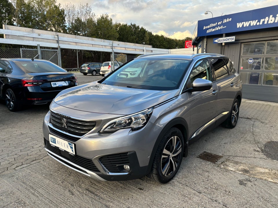 Peugeot 5008 1,6 BlueHDi 120 Allure 7prs 5d