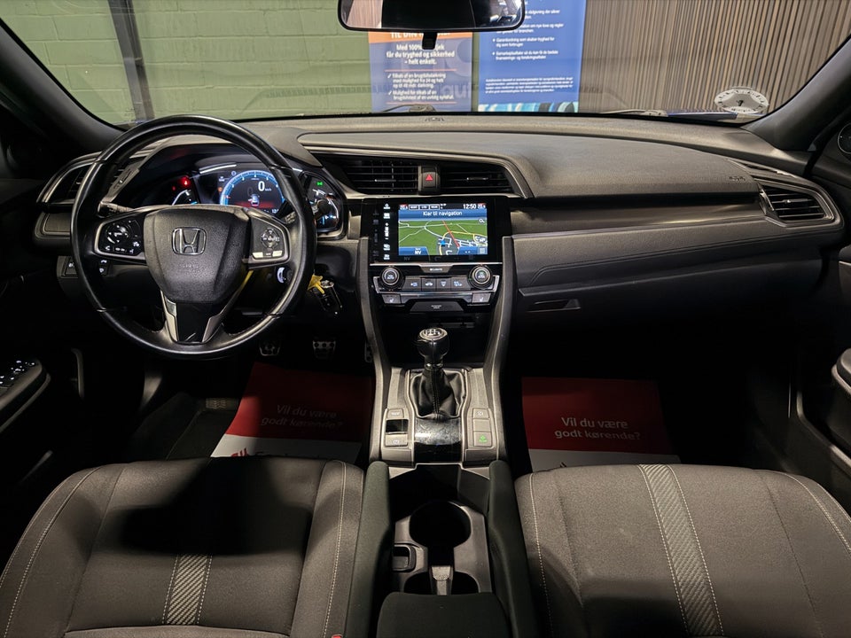 Honda Civic 1,0 VTEC Turbo Elegance 5d