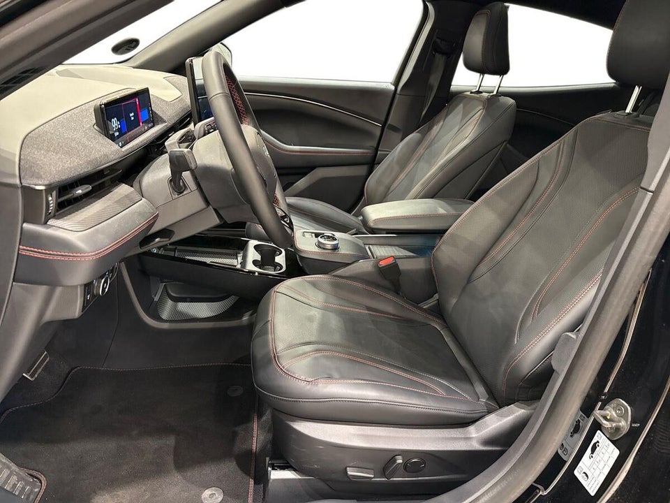 Ford Mustang Mach-E 91 Premium Extended Range AWD 5d