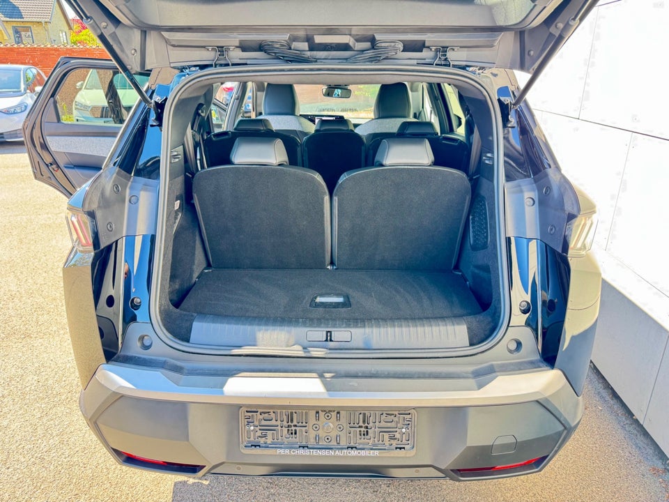 Peugeot e-5008 77 Allure 7prs 5d
