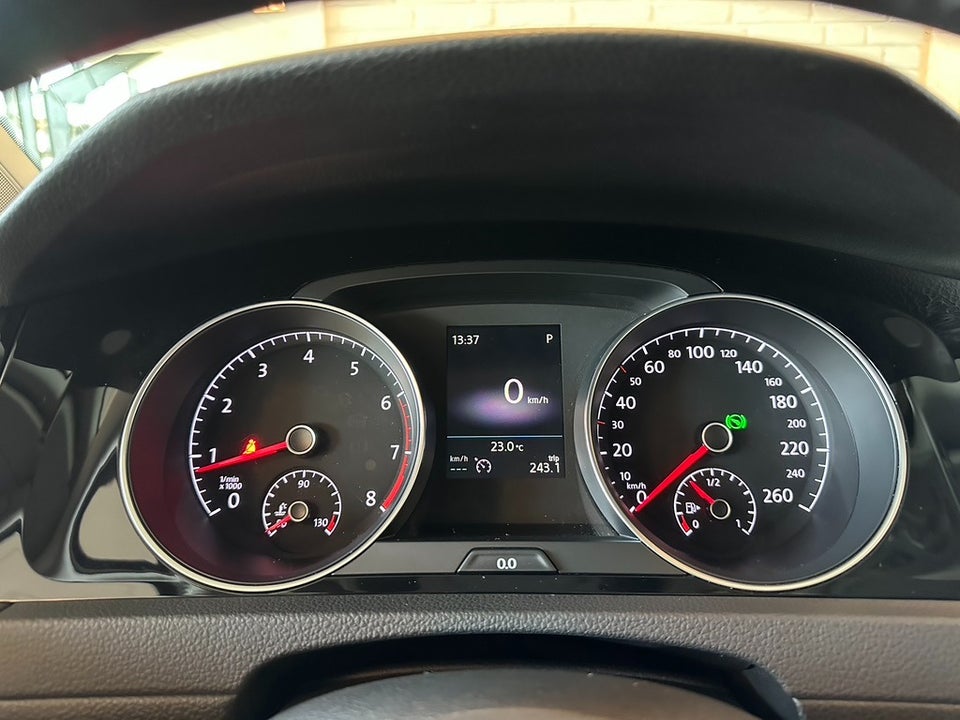 VW Golf VII 1,5 TSi 150 Highline 5d