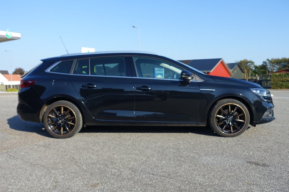 Renault Megane IV 1,5 dCi 115 Zen Sport Tourer EDC 5d