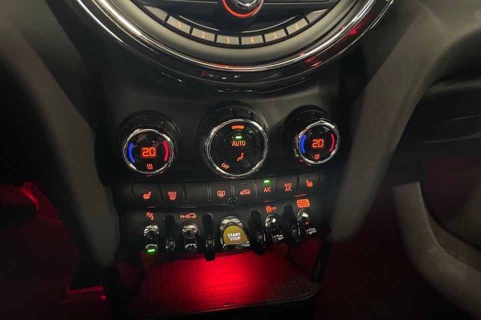 MINI Cooper SE Maximise 3d