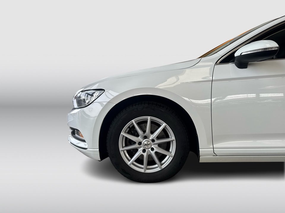 VW Passat 2,0 TDi 150 Comfortline Premium Variant DSG 5d