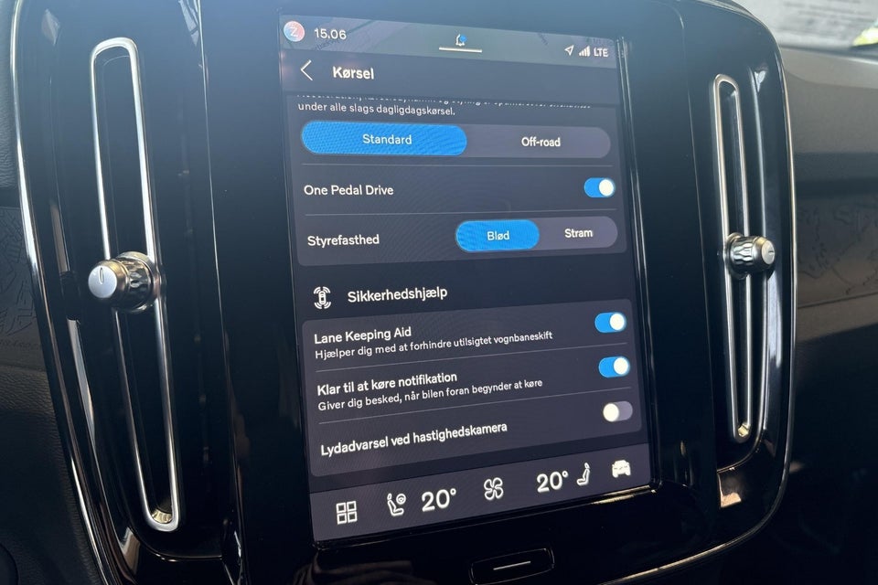 Volvo XC40 P6 ReCharge Core 5d