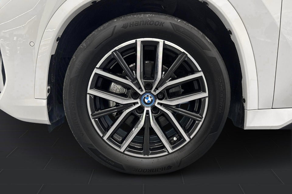 BMW iX1 eDrive20 M-Sport 5d