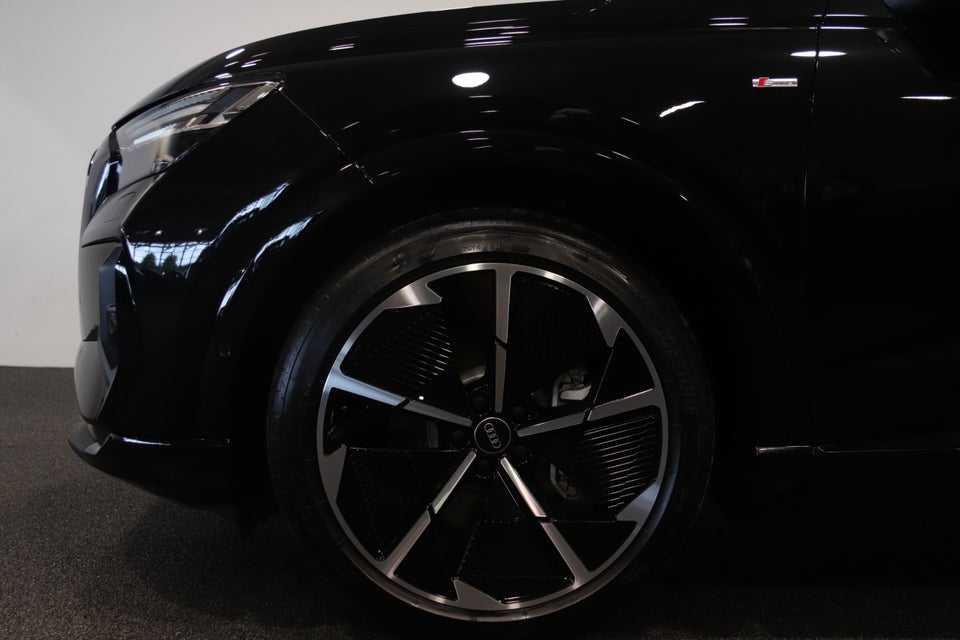 Audi Q4 e-tron 40 S-line Sportback 5d