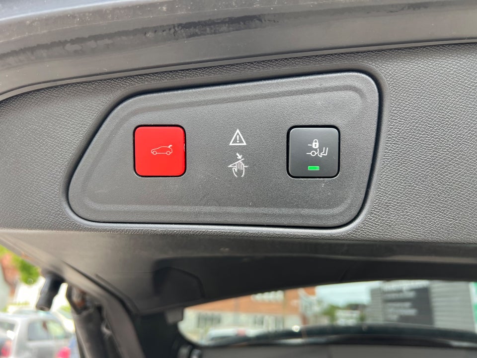 Peugeot 3008 1,5 BlueHDi 130 Allure EAT8 5d